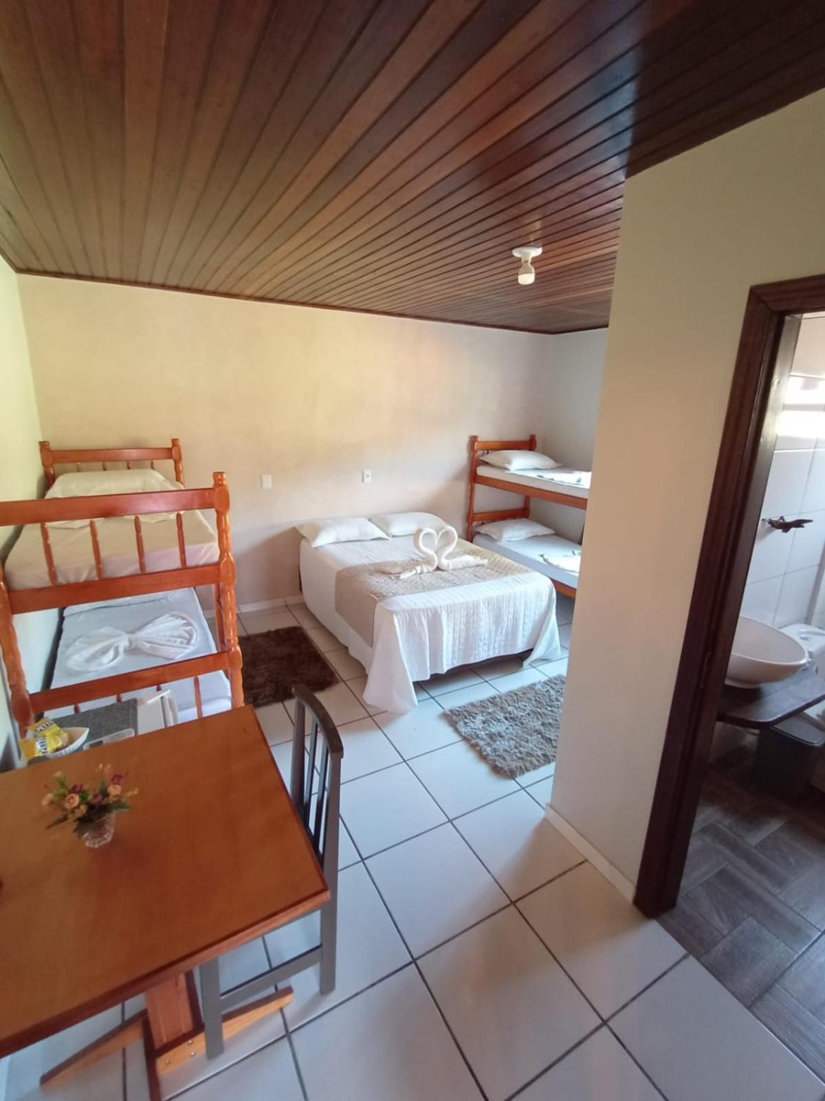 Pousada Vo Lica Com Piscina Penha  Luaran gambar
