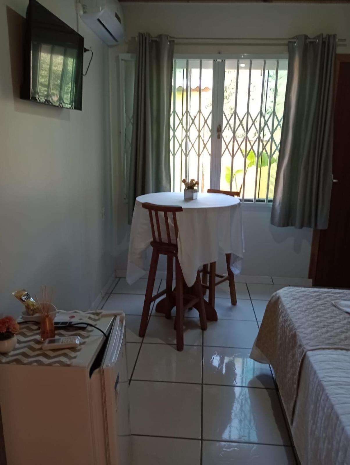 Pousada Vo Lica Com Piscina Penha  Luaran gambar